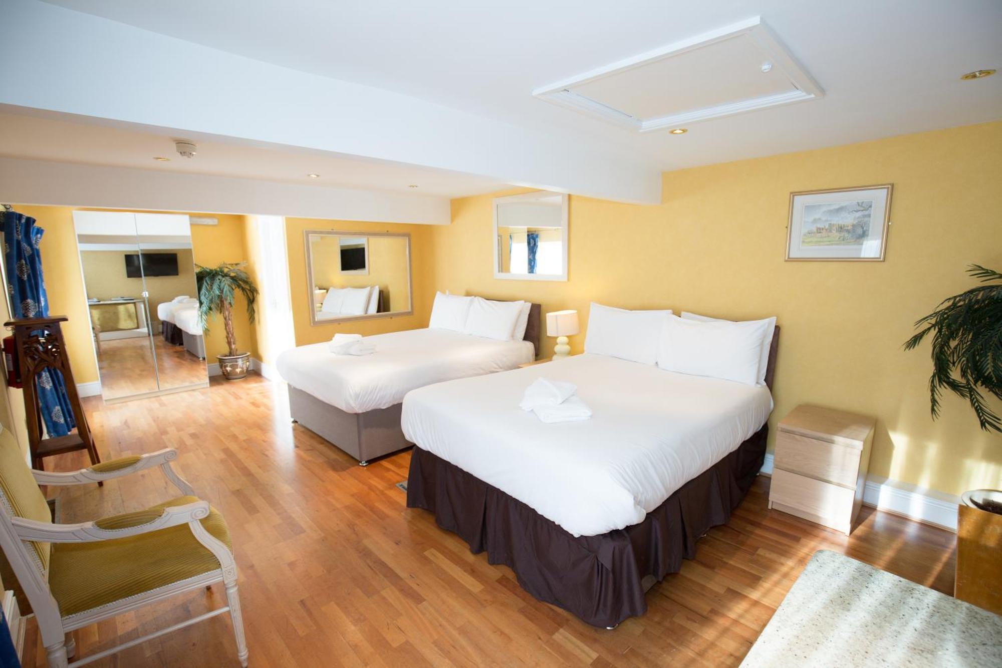 The Peacock Townhouse Hotel Kenilworth - Warwick Esterno foto